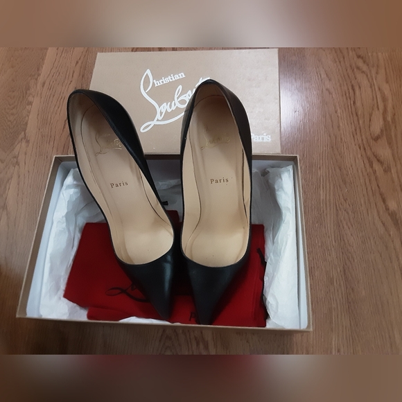 Christian Louboutin Kate Red Sole High Heel Pumps Size 39.5 Black - Picture 2 of 8